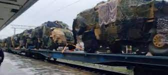 VIDEO: Tren cu blindate turceşti, filmat în gara din Bacău. Blindatele merg spre Ucraina: au fost deja folosite în ofensiva din Herson
