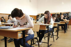 Începe Evaluarea Națională 2024. Peste 500.000 de elevi susțin de luni, 13 mai, examene la Română, Matematică Științe ale Naturii și Maternă 