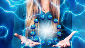  HOROSCOP pentru EA: Cum îţi schimbi personalitatea de-a lungul anilor, în funcţie de zodie