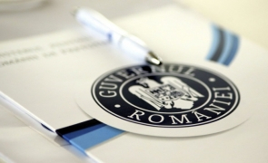 Guvernul deschide larg punga: acești elevi vor primi suma de 5000 de lei