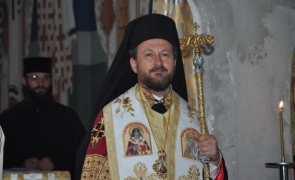 Cutremur în BOR! Fostul episcop al Hușilor, condamnat la 8 ani de închisoare pentru viol