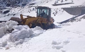 Prima deszăpezire din această toamnă, pe Transfăgărăşan