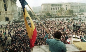 Portalul Libertăţii a repornit, la Timişoara. Se aud, din nou, scandări din timpul Revoluţiei şi zgomotul gloanţelor