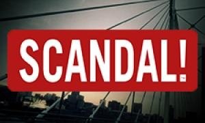 SITUAȚIA scapă de sub control la granițele Greciei. Bătăi între poliția greacă și imigranți. În insule localnicii împiedică imigranții să debarce (VIDEO)