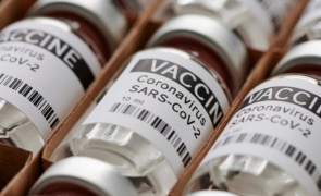 Comitetul național de coordonare a vaccinării vine cu precizări despre procedura de preparare şi administrare a serului Pfizer-BioNTech, după o serie de informații false răspândite în mediul online