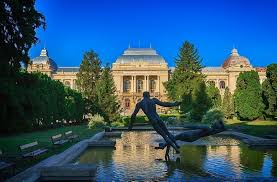 UAIC Iași premiază elevii de nota 10 la Bac cu înscriere gratuită la admiterea din 2025