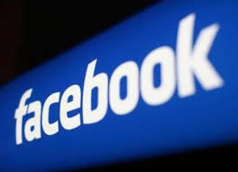Facebook va șterge automat live-urile. Ce opțiuni aveți pentru a vă salva transmisiunile  