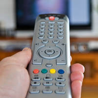 Secretul pe care îl ascunde fiecare telecomandă de televizor. Cum te poți conecta, de fapt, la meniul ascuns de producători. Se aplică la modele Samsung, LG, Phillips, Sony sau Allview