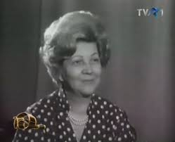 Cum arată femeia din spatele vocii de la 