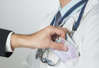 Alexandru Rogobete: Indicatorii prin care se acordă concediul medical trebuie modificaţi