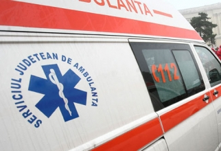 Un copil de patru ani din Bicaz a căzut de la etajul doi/ Copilul a ajuns la spital cu fracturi multiple și contuzii