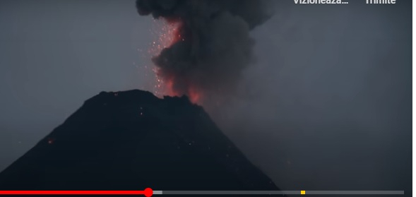  VIDEO - Erupții vulcanice în Guatemala. Coloana de cenuță s-a ridicat la circa 5 kilometri deasupra mării
