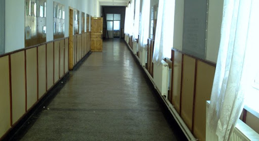 Aproape jumătate din școlile din Botoșani nu au autorizație de securitate la incendii