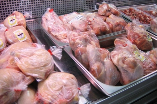 Nu mai consuma carnea când arată așa! Poate fi toxică. Cum o poți recunoaște