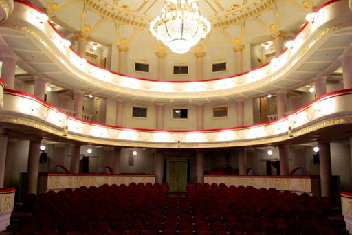 Spectacole de teatru gratuite pentru cadrele medicale din Botoșani