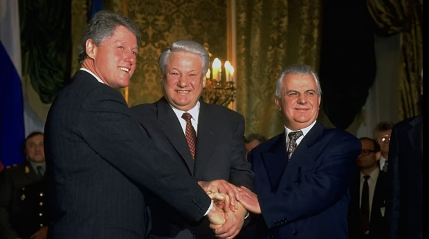 Ucraina regretă că a renunţat în 1994 la armele nucleare