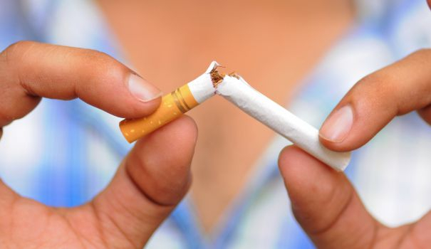 Primul oraș din România care interzice total fumatul în spațiile publice deschise