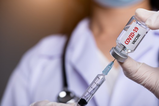 La Botoșani au ajuns primele doze de vaccin anti-COVID. De luni începe imunizarea