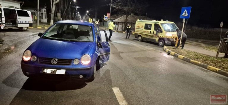 Bărbat de 39 de ani a decedat în ambulanță după ce autospeciala a fost implicată într-un accident rutier, în Botoșani / Nu era asigurat cu centuri pe targă și a fost proiectat în interiorul ambulanței