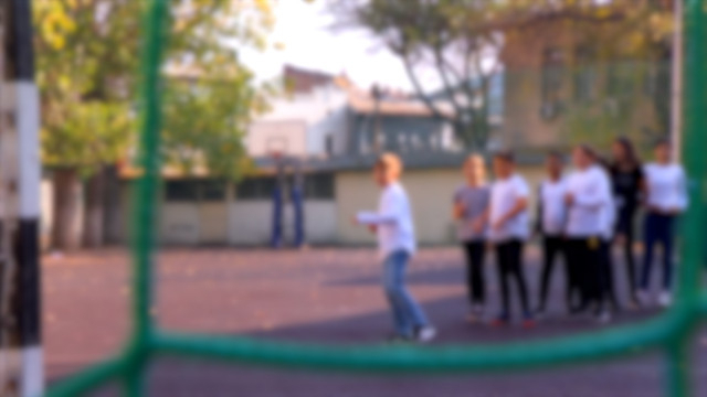 Un copil din clasa a 5-a, bătut de tatăl unui coleg cu care avusese un conflict, în Vaslui: 