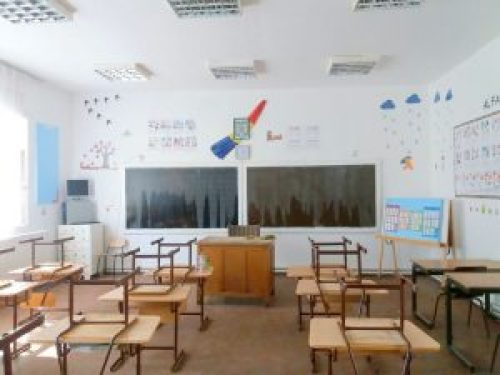  Clase simultane pentru sute de elevi, la Botoșani