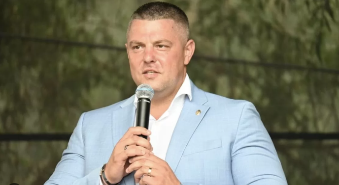 Prefectul Vasluiului cere verificări urgente în școli după descoperirea unei directoare fără asigurare medicală
