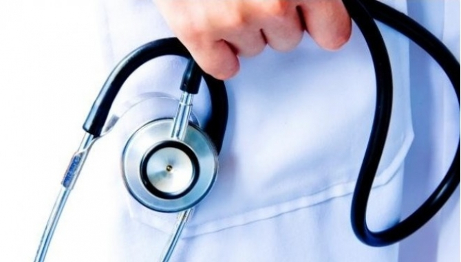 Românii fără asigurare medicală se pot înscrie pe listele medicilor de familie. Autoritățile vor să prevină „suferințe și cheltuieli mai mari”