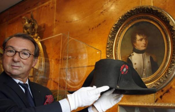 Napoleon Bonaparte, unul dintre cei mai mari comandanți din istorie. „Zece oameni care vorbesc fac mai mult zgomot decât zece mii care tac”