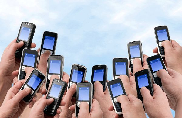 Dezactivare ascultare telefon. Semne că ai fi urmărit