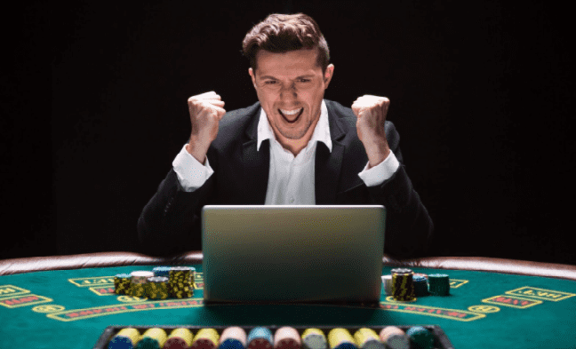 TOP 3 lucruri de care trebuie să ții cont înainte de a juca la un casino online