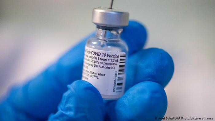 Ce se întâmplă cu asimptomaticii dacă se vaccinează