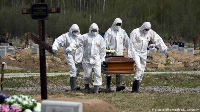 România devine bolnavul Europei. Suntem pe primul loc la numărul de decese de COVID