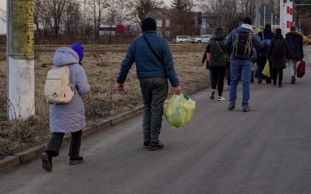 Toate persoanele din Bacău care cazează refugiați ucraineni sau intenționează să o facă trebuie să anunțe autoritățile