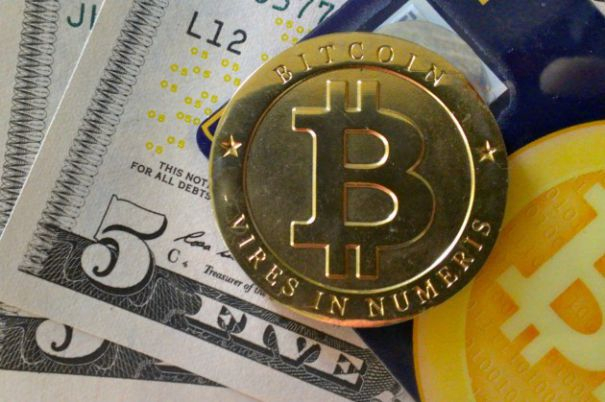 Tranzacție uriașă cu Bitcoin. Profit de miliarde pentru un investitor anonim