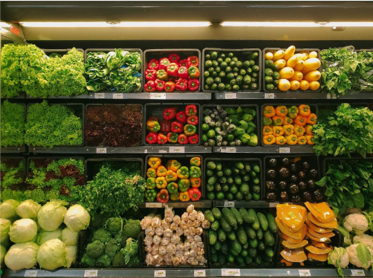 Și tu încerci să eviți consumul de alimente procesate? Iată 5 idei practice pentru a te ajuta să îți atingi scopul!