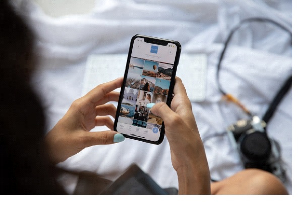 Care sunt cele mai importante caracteristici în alegerea unui telefon mobil?