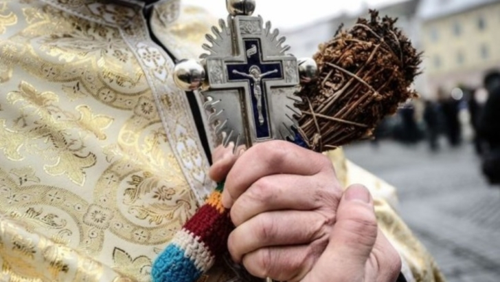 Boboteaza: Tradiții și obiceiuri de Botezul Domnului. De ce este bine să te împiedici în această zi