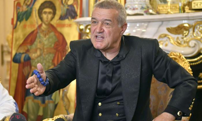  Becali vrea să salveze lumea de COVID: „Băi, nu trece cu paracetamol” 