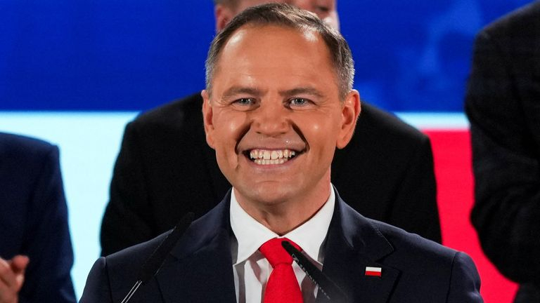 Victoria lui Karol Nawrocki, lovitură pentru guvernul condus de Donald Tusk