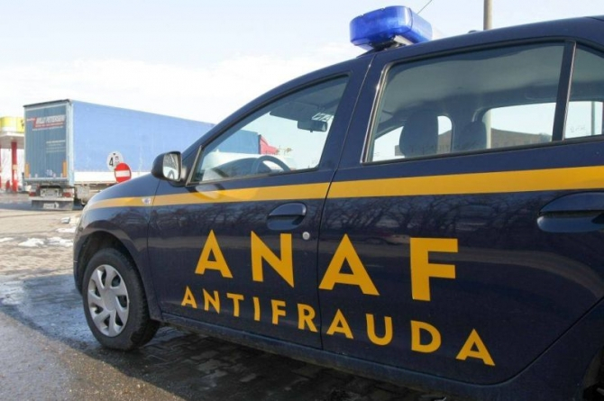 Fraudă de milioane cu firme fantomă: O societate din construcții din București, prinsă într-o schemă de evaziune fiscală