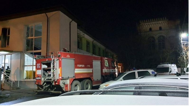 Psihiatria din Roman a luat foc