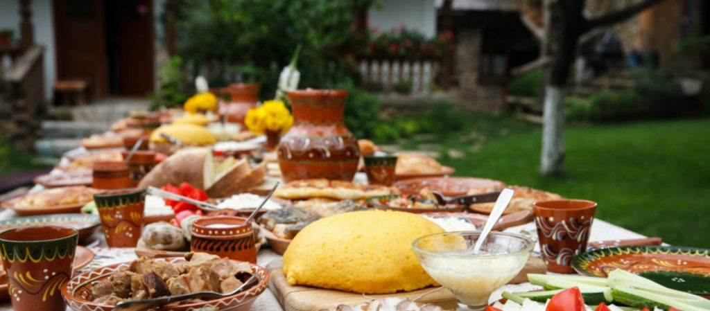 Ziua naţională a gastronomiei şi a vinului românesc