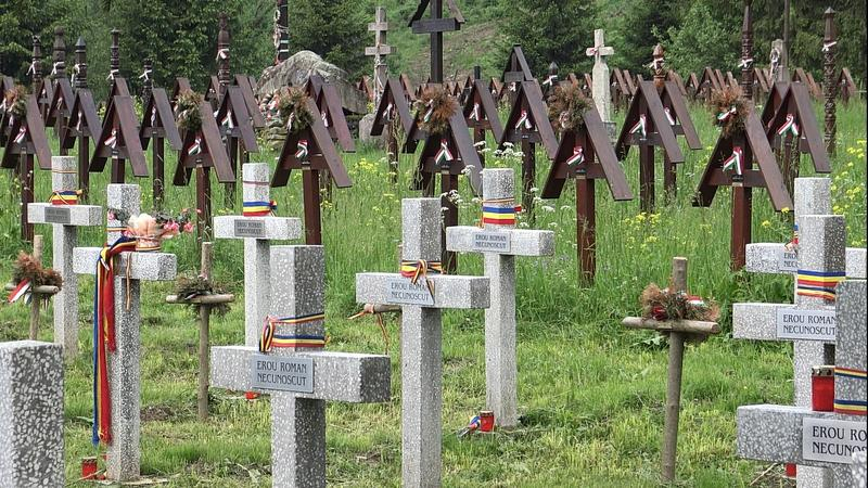  Scandalul în jurul Cimitirului Internaţional al Eroilor de la Valea Uzului continuă