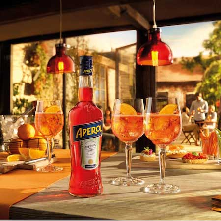  Cele mai bune cocktailuri cu Aperol de care te poți bucura indiferent de vreme