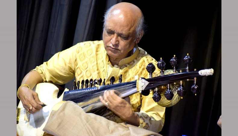FOTO/VIDEO - Muzicianul Khan, simbolul Bangladeshului, a murit de COVID