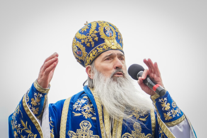 IPS Teodosie, Arhiepiscopul Tomisului, nu este de acord cu închiderea bisericilor
