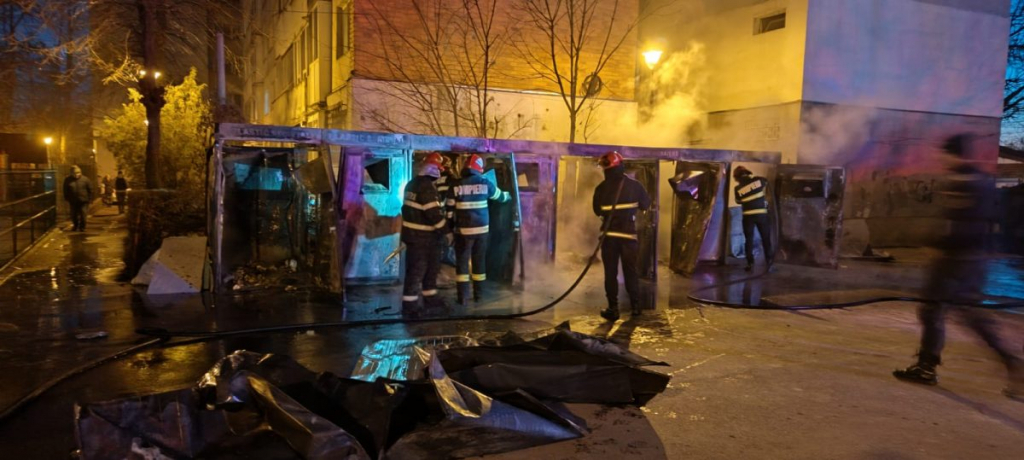 Piromanii atacă orașul