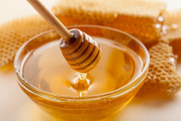 Alimentul care face minuni pentru sănătatea noastră - mierea de albine