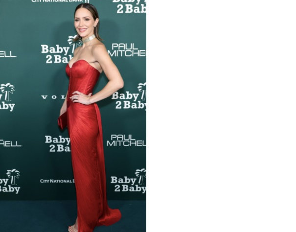 Katharine McPhee strălucește într-o rochie Maria Lucia Hohan la Gala Baby2Baby 2023