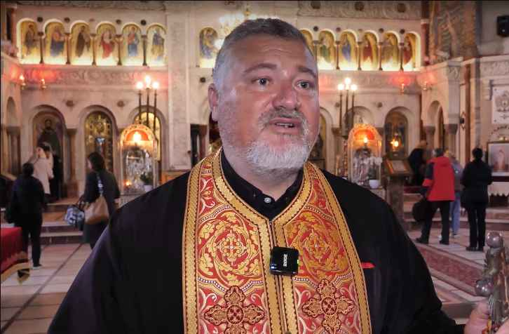 Pașii CREDINȚEI în Săptămâna Luminată. Părintele Cazacu: „Bisericile sunt îmbrăcate în haine de lumină”